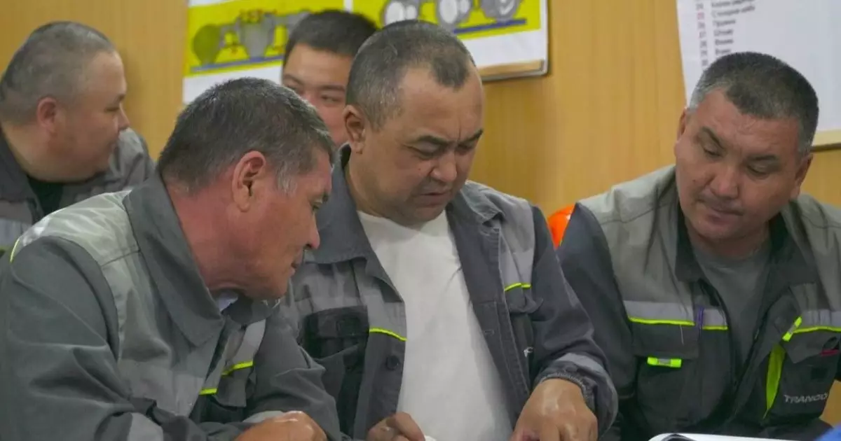  Ірі компаниялар еңбек ардагерлерін қолдауға инвестиция салып жатыр 