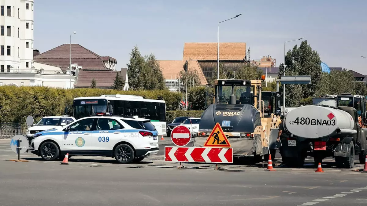Участки еще нескольких улиц временно перекроют в Астане