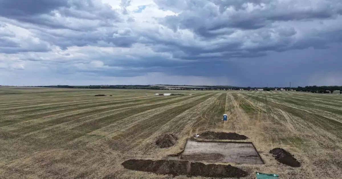  7 000 жыл бұрын бассыз жерленген 77 адамның сүйегі табылды 