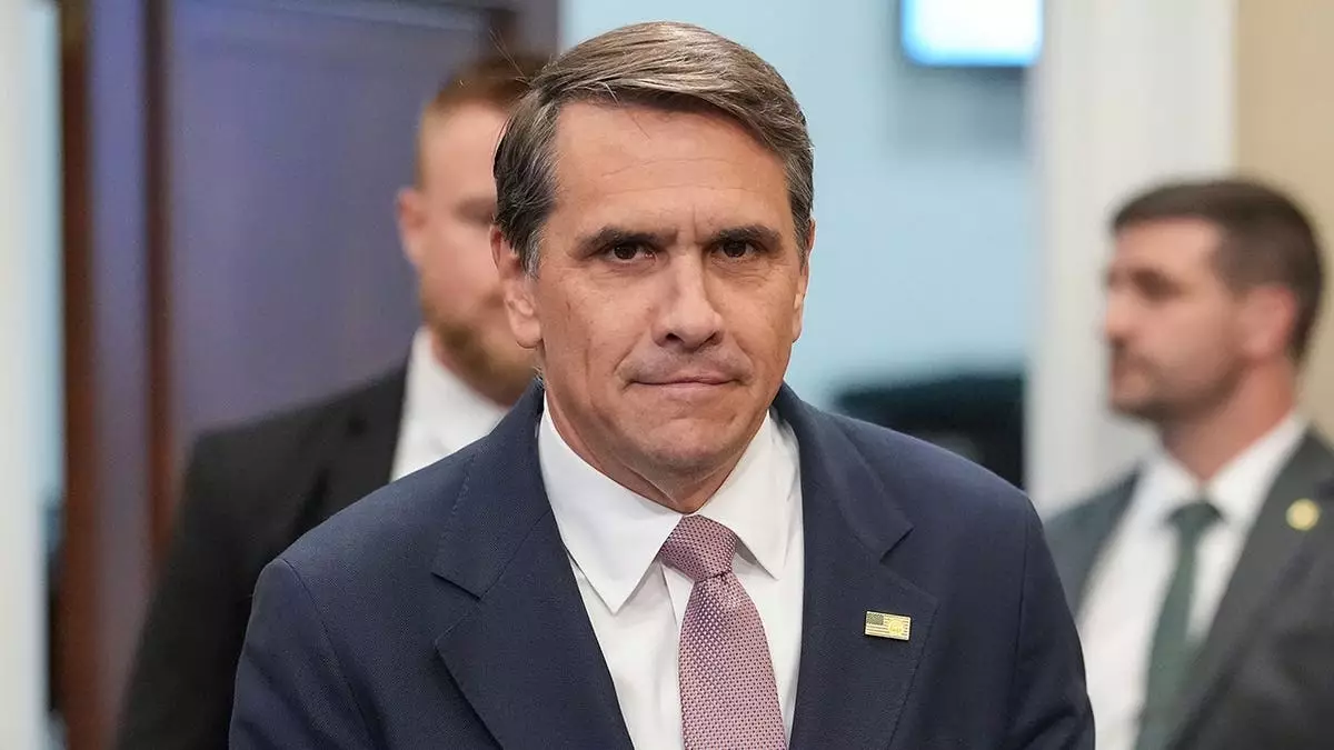 Министерство юстиции США подало в суд на Вирджинию из-за законов, мешающих работе федеральных агентов, на фоне обострения противостояния из-за масок.