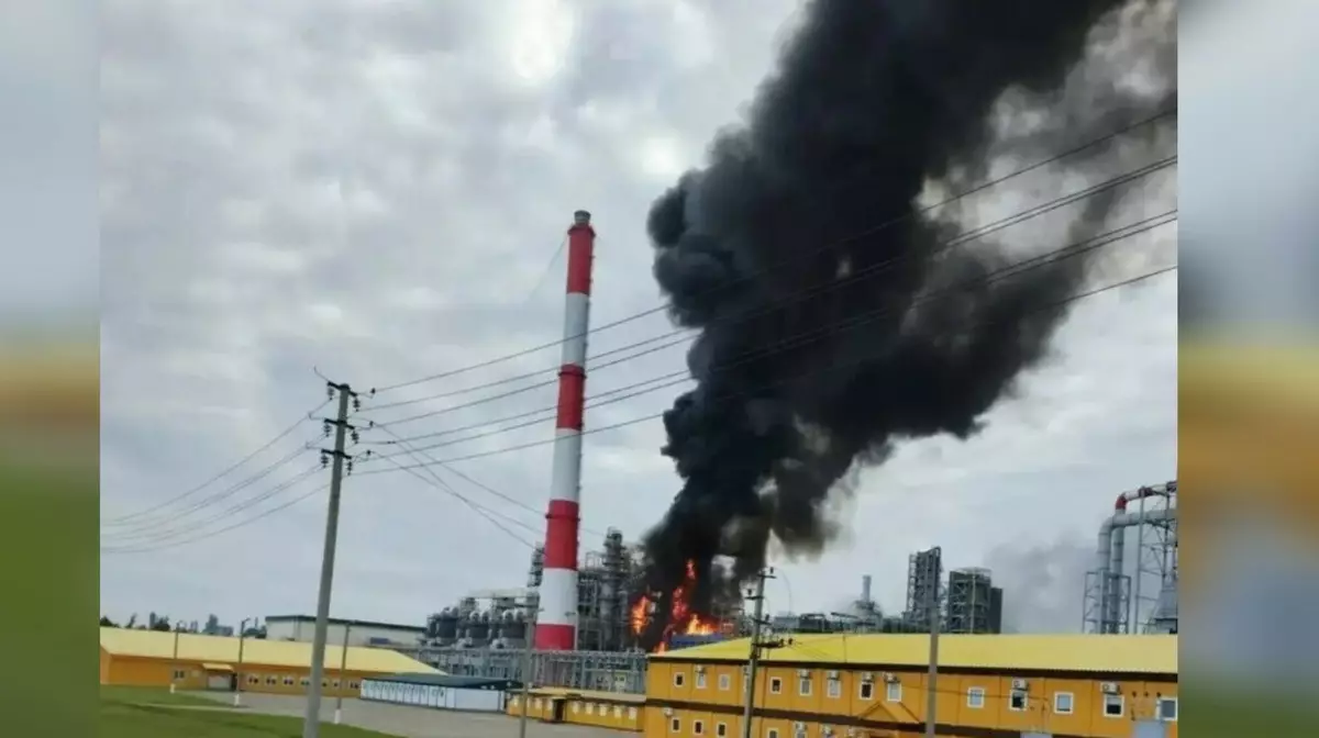 Дроны атаковали крупнейший нефтехимический комплекс в Татарстане