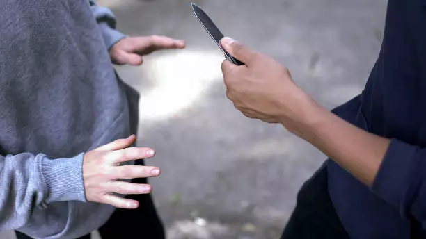 В Алматы 12-летний подросток погиб после конфликта со сверстником