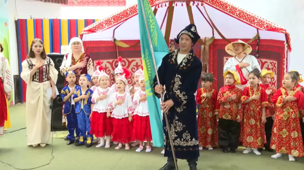 Малыши в Астане устроили фестиваль культуры