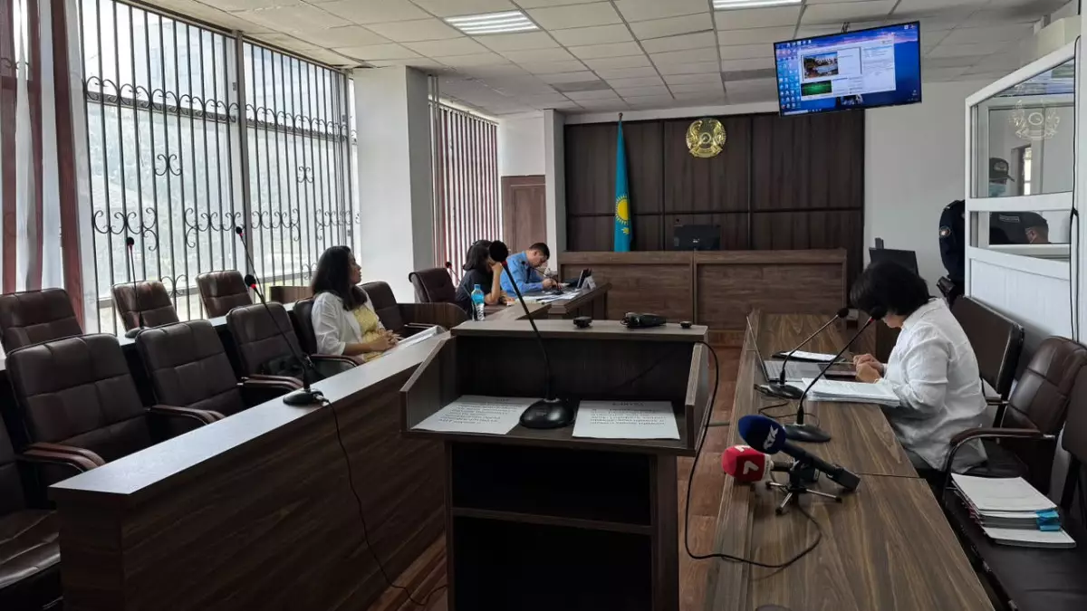 Әл-Фарабидегі жол апаты: Жәбірленуші тарап қорғаушысынан бас тартты