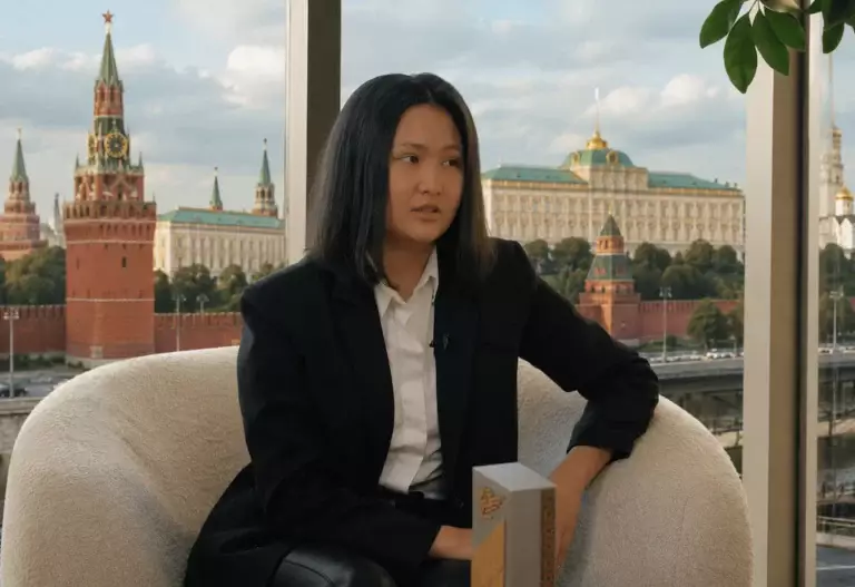 «Биліктегі ағам елден қуды»: Бибісара Асаубаева не үшін Ресейге кеткенін ашып айтты