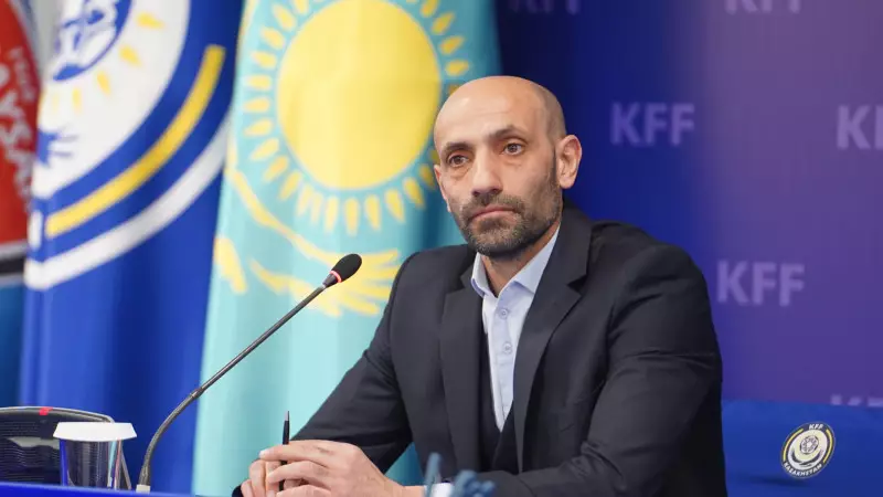 Құрамада ел намысы үшін жанын беруге дайын футболшылар ойнауы керек - Әли Әлиев