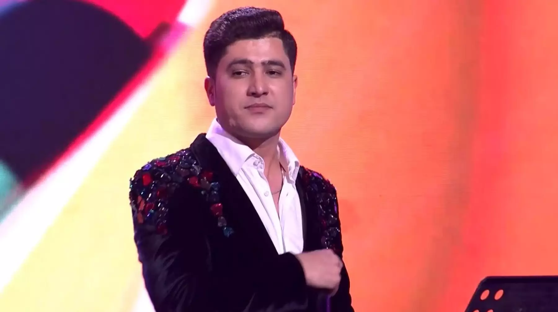 "Өмірімде бұлай қорланбаған шығармын". Әнші Әбдіжаппар Әлқожа өзінің "қатты өкініп, қатты жылағанын" жеткізді