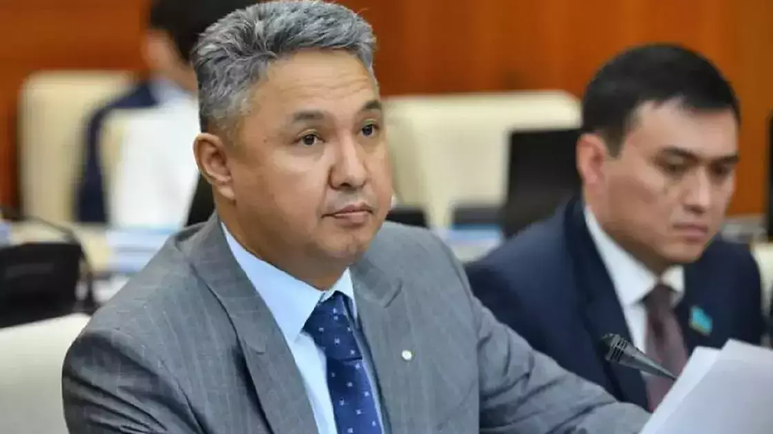 Азат Перуашев «Ақ жол» партиясы төрағалығынан кететінін мәлімдеді