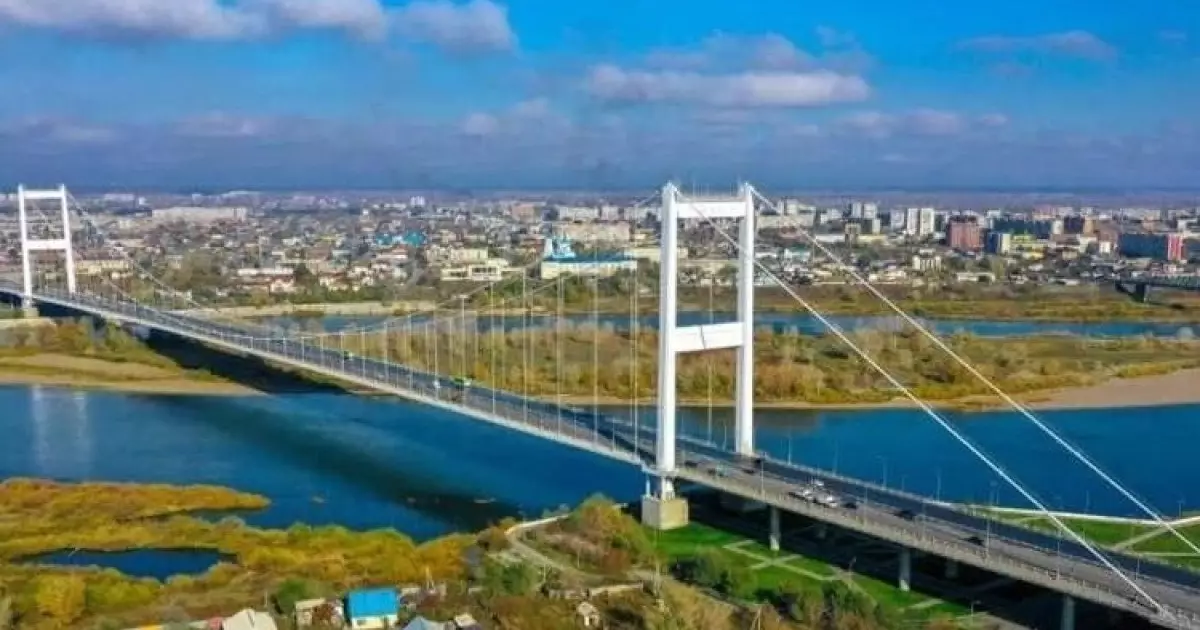  Семейде көпірден суға құлаған ер адам құтқарылды 