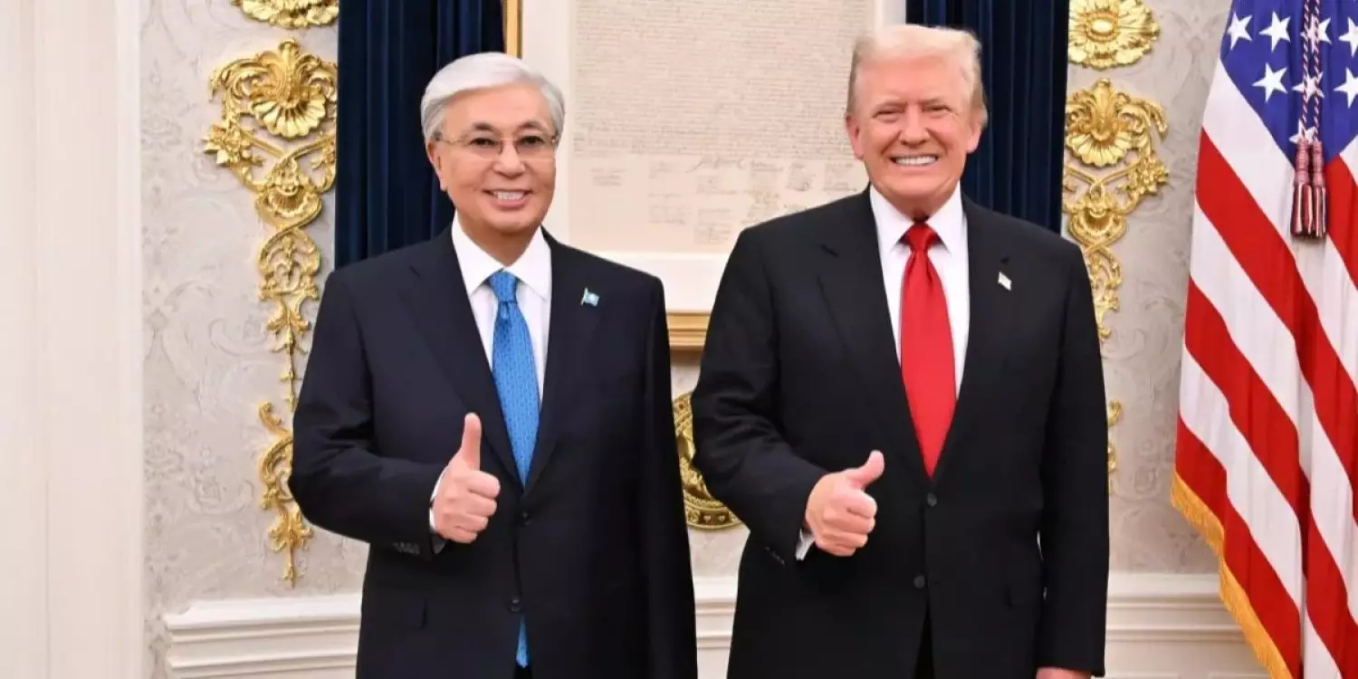Тоқаев Дональд Трампты туған күнімен құттықтады
