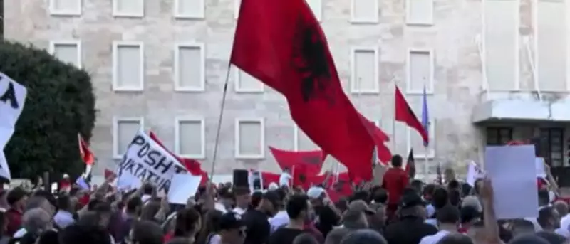 Тысячи албанцев протестуют против курорта, связанного с семьей Трампа