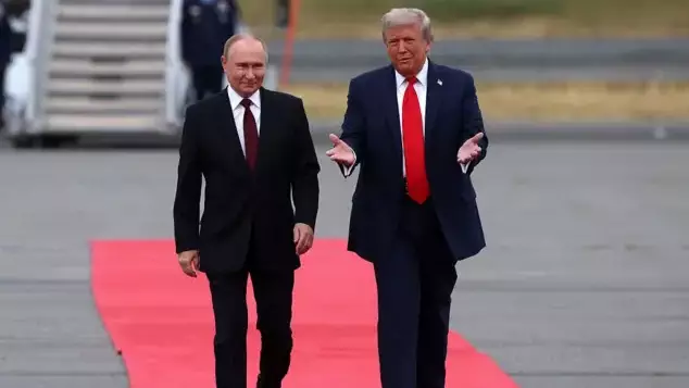 «Ресейге өз ризашылығын білдірді»: Путин Трампты туған күнімен құттықтады