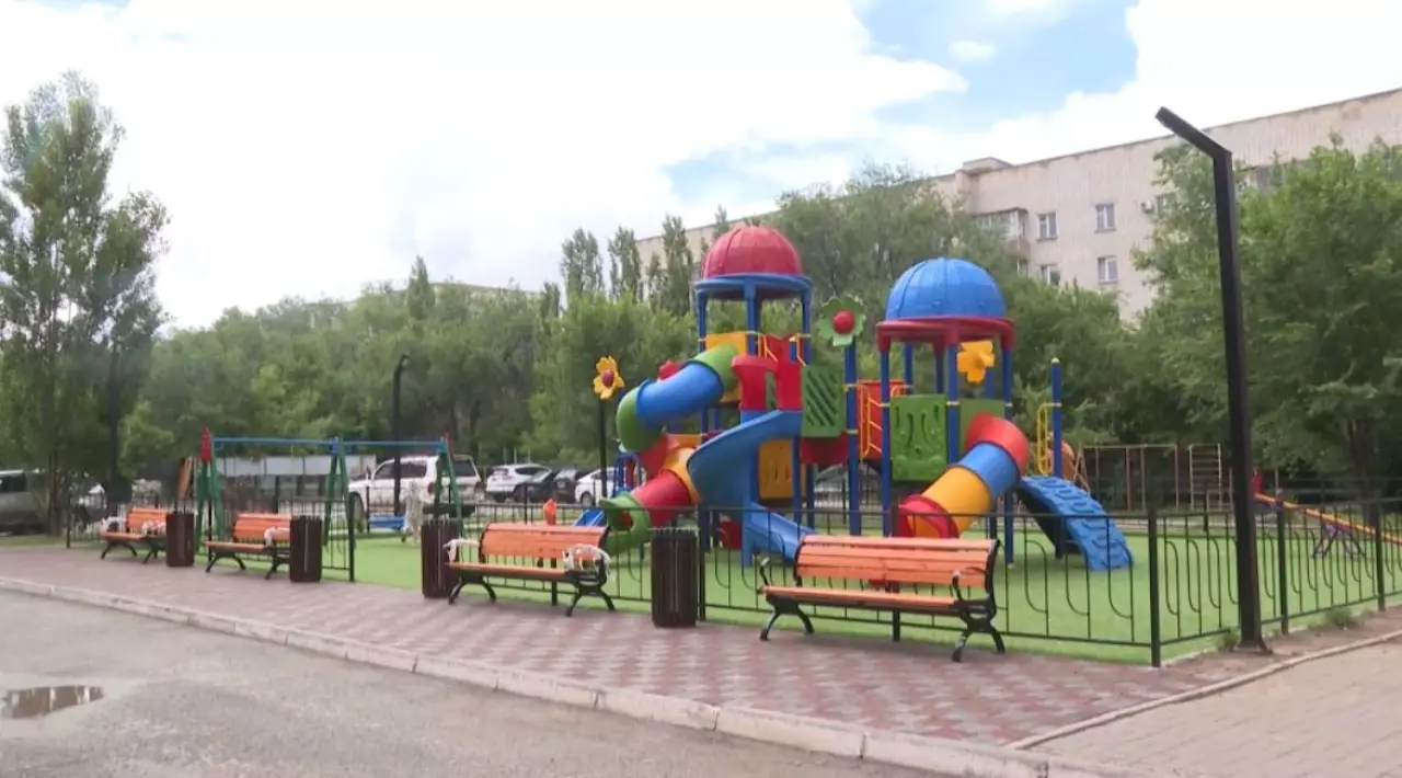 Ақтөбеде балалар алаңдары салынып, аумақтар абаттандырылады
