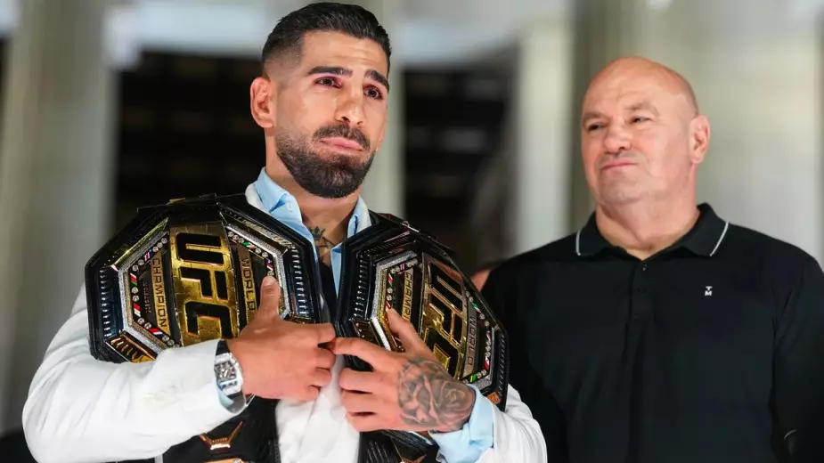 Гейджи сенсационно победил Топурию и стал чемпионом UFC