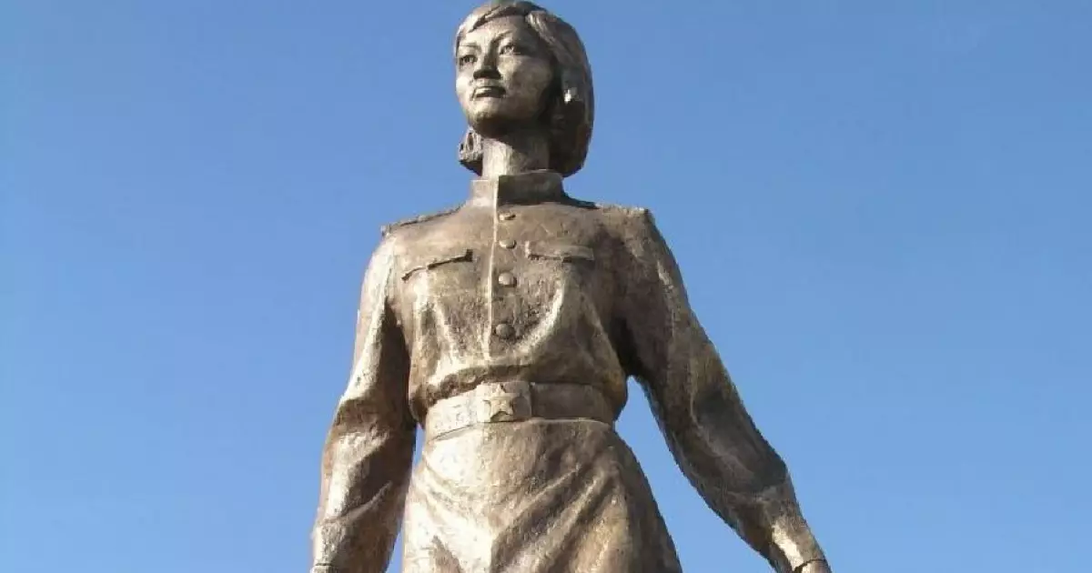   Қазақтың қайсар қызы Әлия Молдағұлованың туғанына 101 жыл   