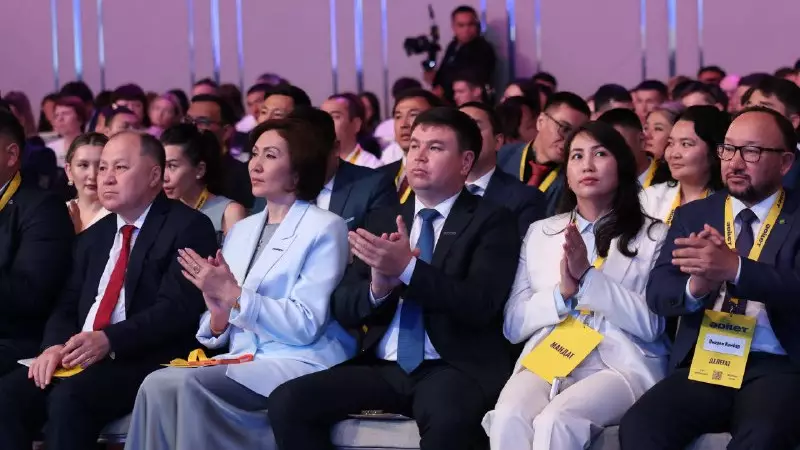 «Әділет» партиясы AMANAT мүшелерінің қосылуына қатысты мәлімдеме жасады