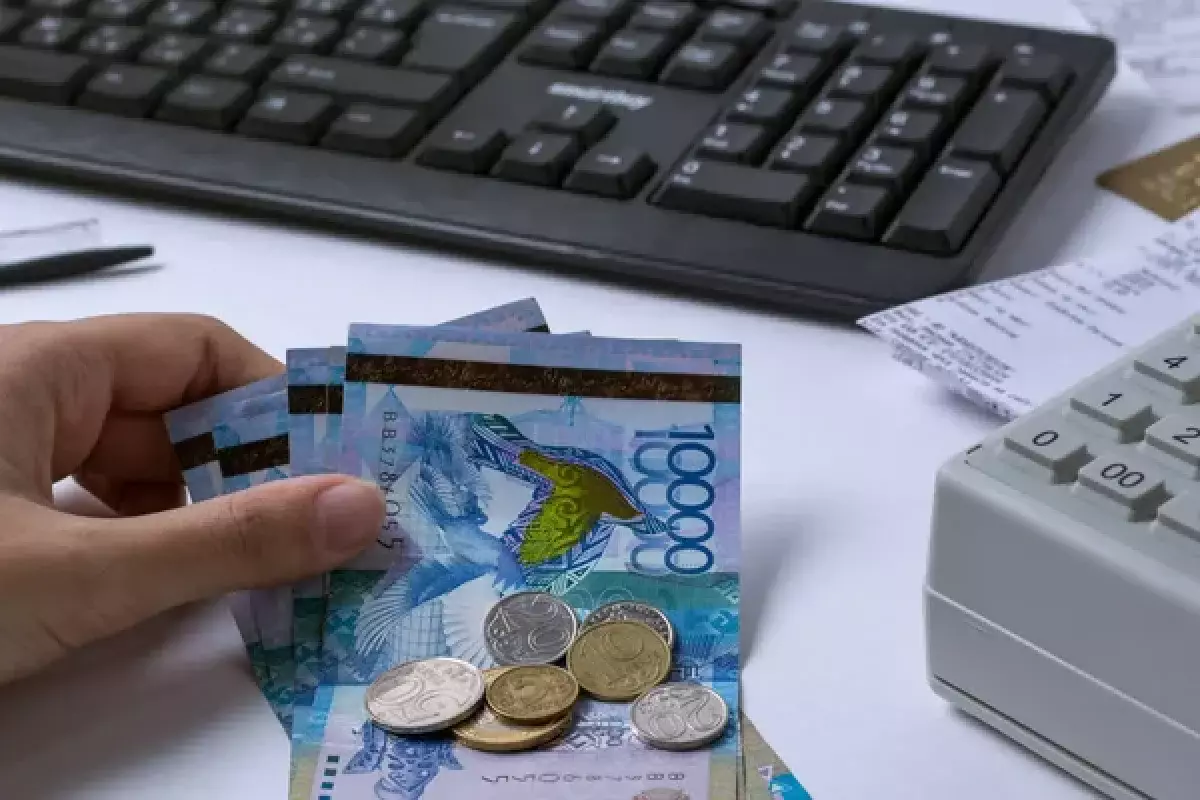 Интернетте балағат сөз айтқандарға айыппұл енгізілмек