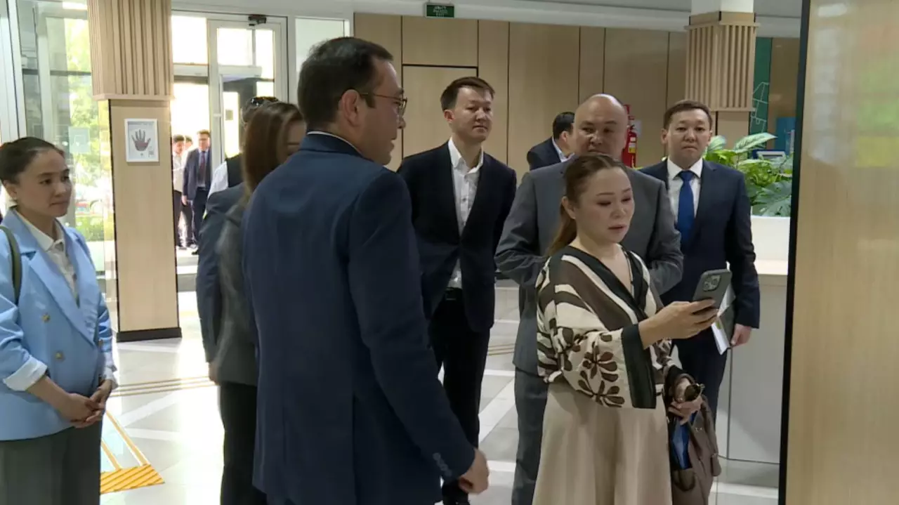 Мемлекеттік қызмет істері агенттігі жанындағы Қоғамдық кеңес мүшелері бақылауға шықты