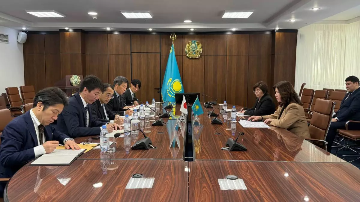 Жасанды интеллект пен цифрландыру: Қазақстан мен Жапония тәжірибе алмасты