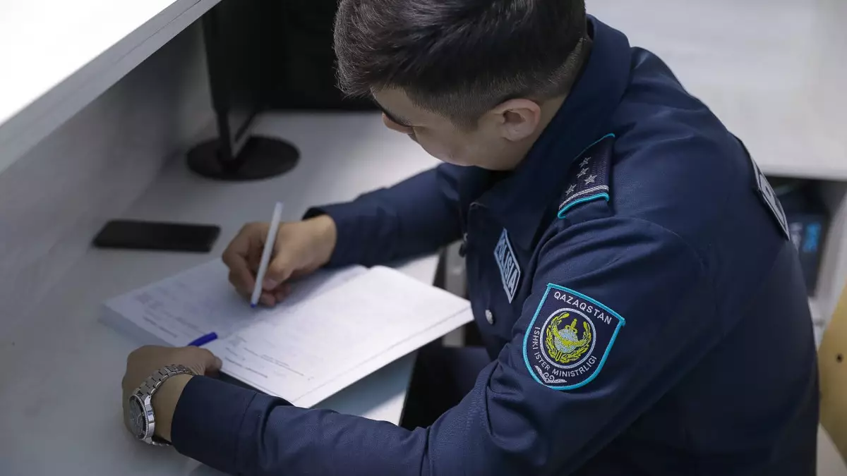 Қазақстанда заңсыз еңбек еткен 3,8 мыңнан астам шетелдік анықталды