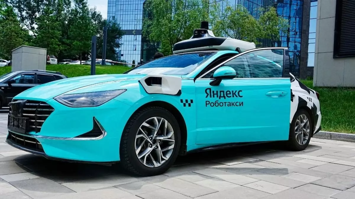  Алматыда жүргізушісіз такси таныстырылды: роботакси кезең-кезеңімен іске қосылады 