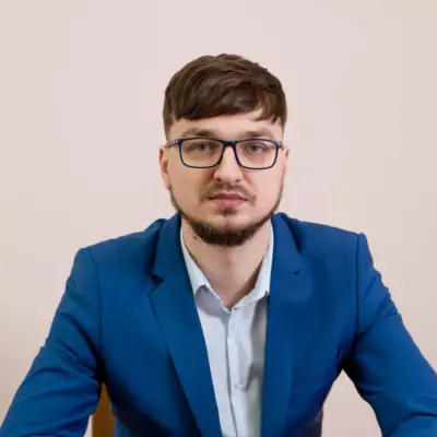 Кирилл Озимко: Токаев лично инициирует социальные реформы и жёстко их контролирует