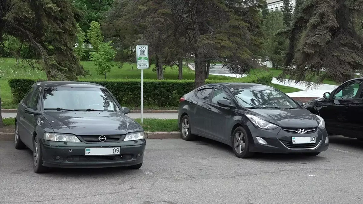 Шілдеден бастап аулада көлік қоюға тыйым салына ма: ІІМ әлеуметтік желідегі қауесетке ресми жауап берді