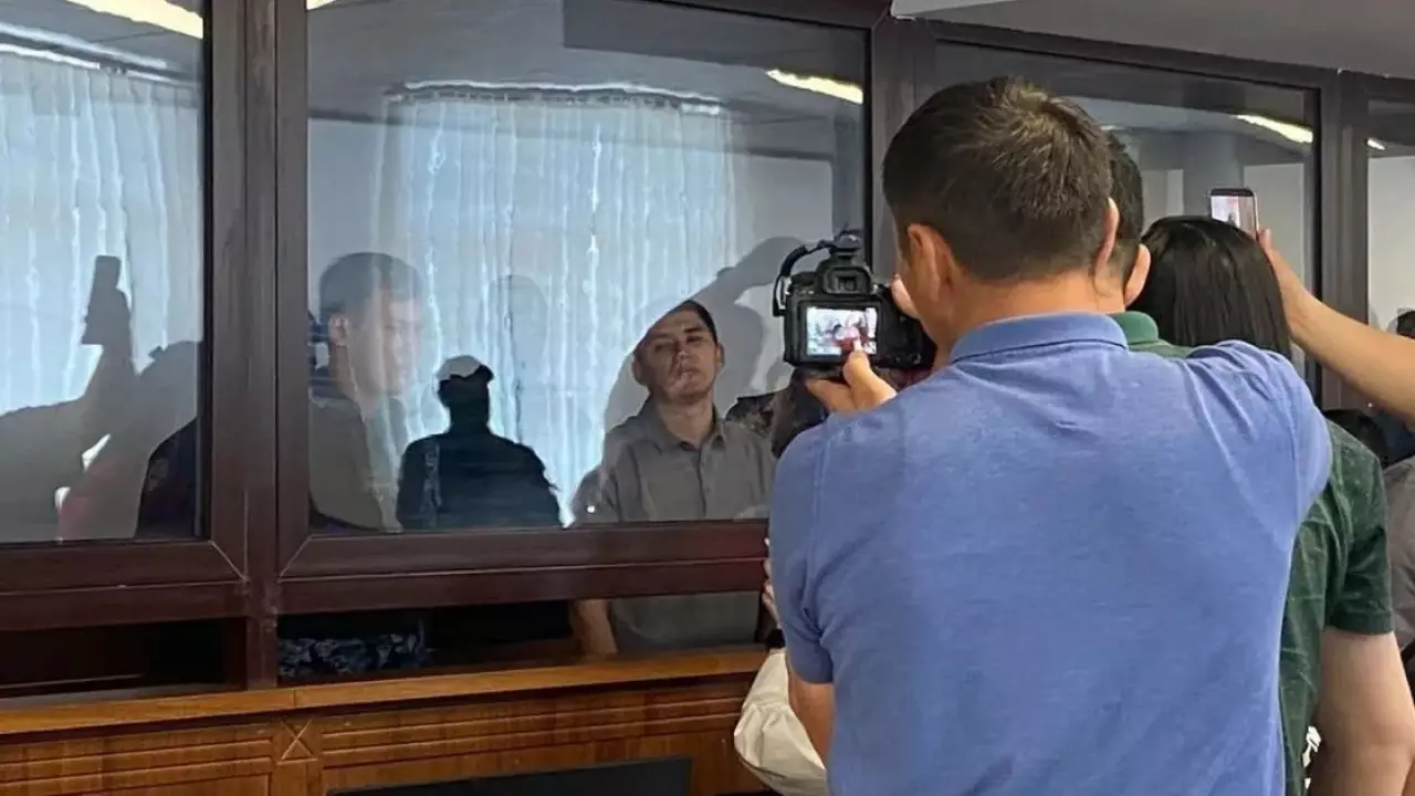 «Оларға өзгеруге мүмкіндік бердім»: Сәрсемалиев сотта кінәсін мойындады