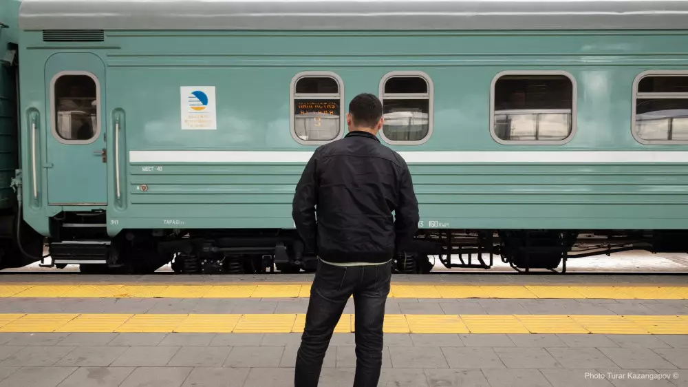 В Казахстане обсуждают сокращение остановок поездов