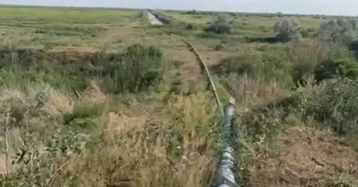  Павлодар облысының тұрғыны стратегиялық каналдан заңсыз су алып отырған 