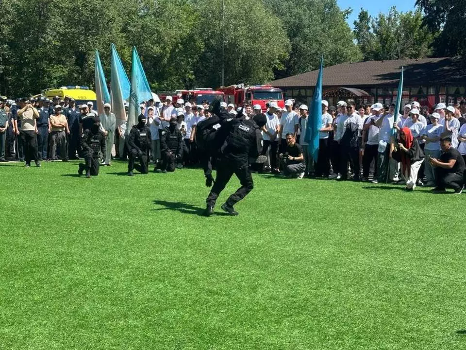 Карагандинская молодежь прошла правовой квест по принципу «Закон и порядок»