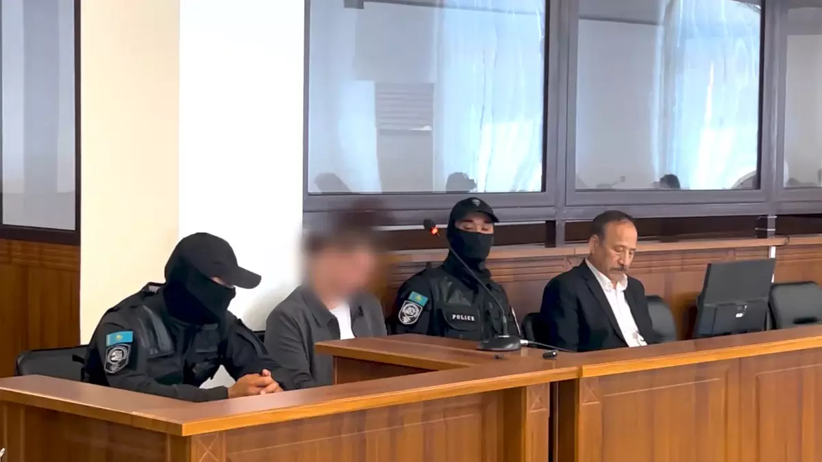 Атырауда 4 адамды өлтірген Сұлтан Сәрсемәлиев қанды қылмыстан кейін Меккеге барғанын айтты