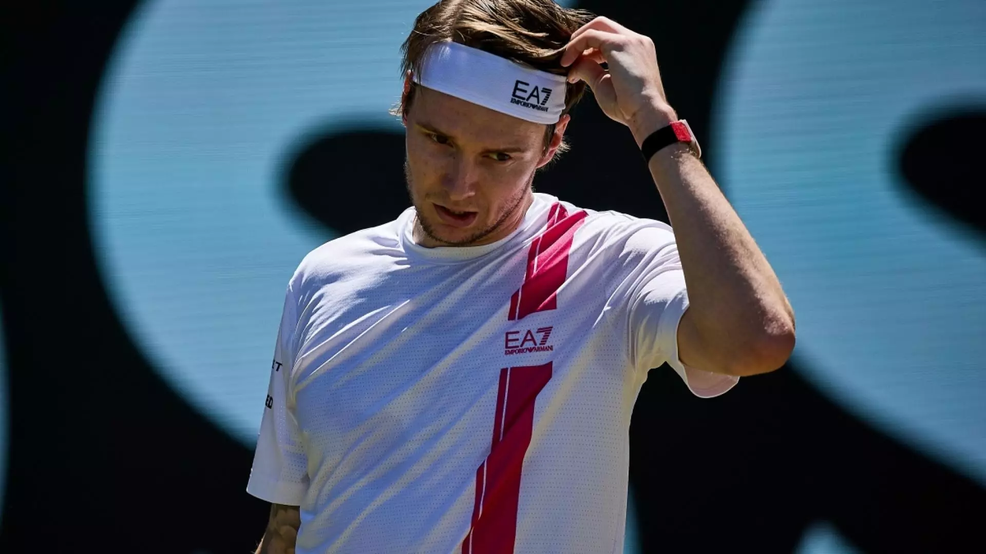 Бублик сенсационно уступил аутсайдеру и покинул турнир ATP 500 в Галле