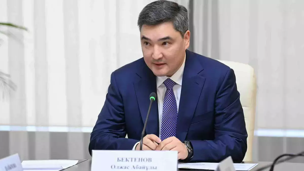 Казахстан ускорит развитие сети терминалов за рубежом, включая проект в Алате.