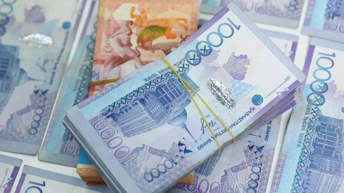 МВД сообщило о ликвидации 12 нарколабораторий и блокировке подозрительных транзакций на 107 млн тенге