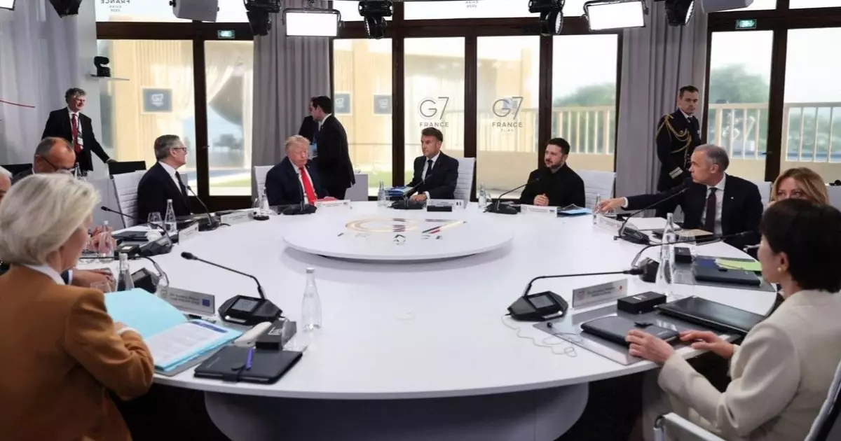  G7 елдері Украинаға қару-жарақ жеткізуге уәде берді 