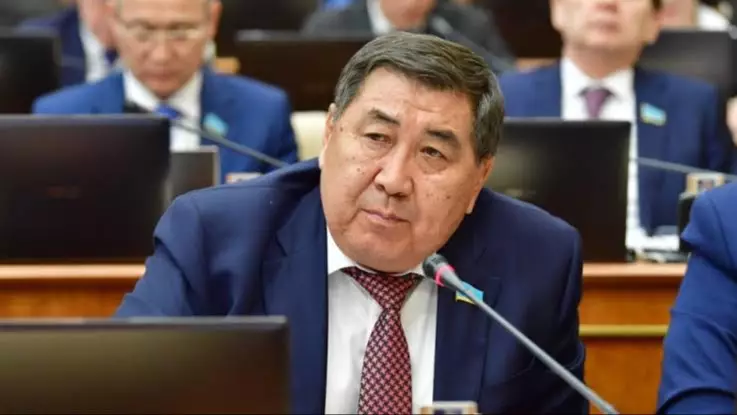  Ермұрат Бапи Құрылтайға өтпесе немен айналысады? 