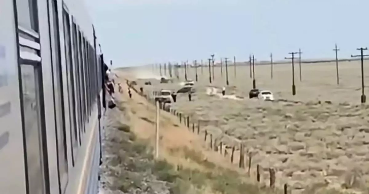  Пассажирский поезд сошёл с рельсов в Туркестанской области 