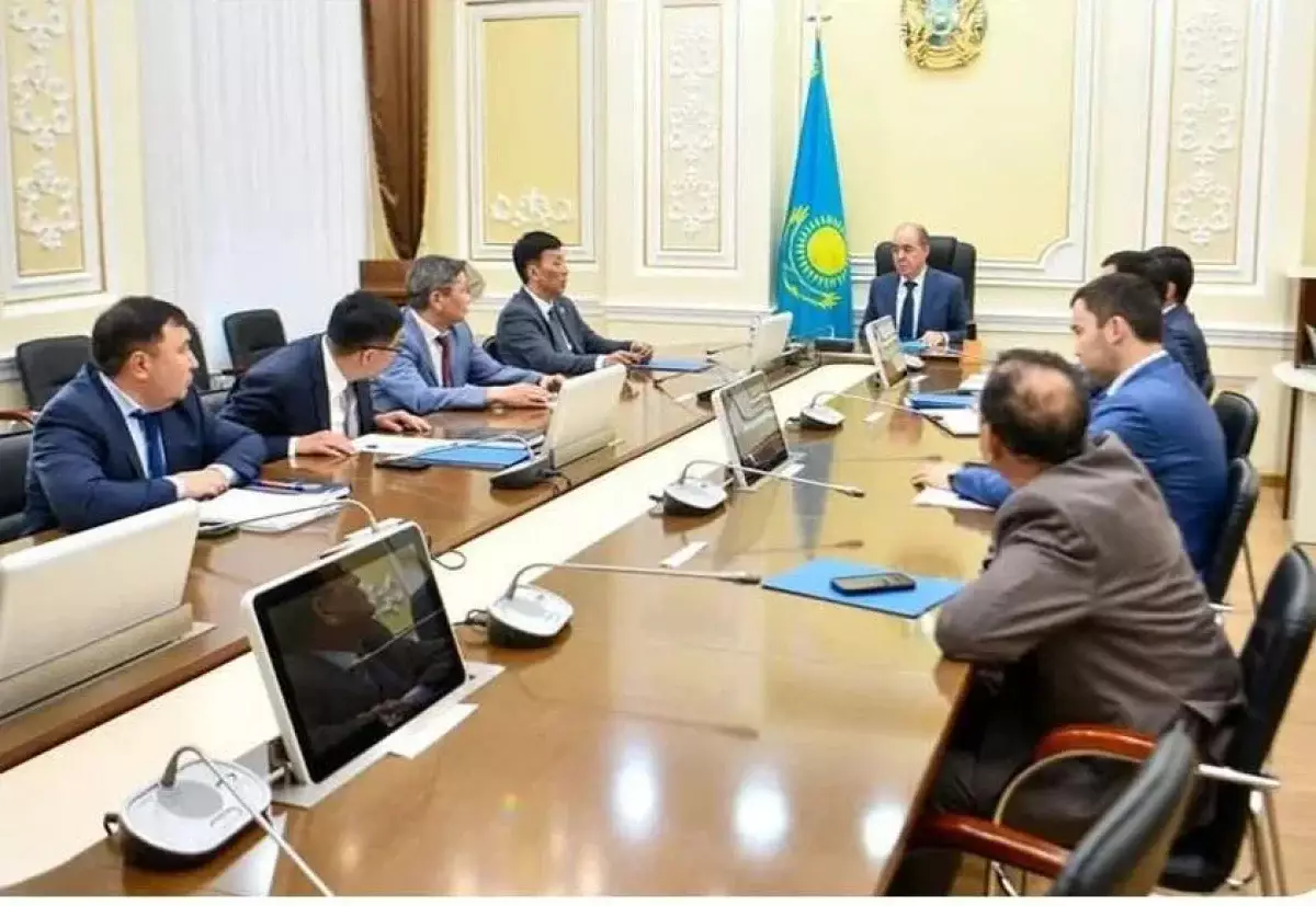 Оралдан Атырауға қатынайтын темір жол жобасына үкімет назары түсті