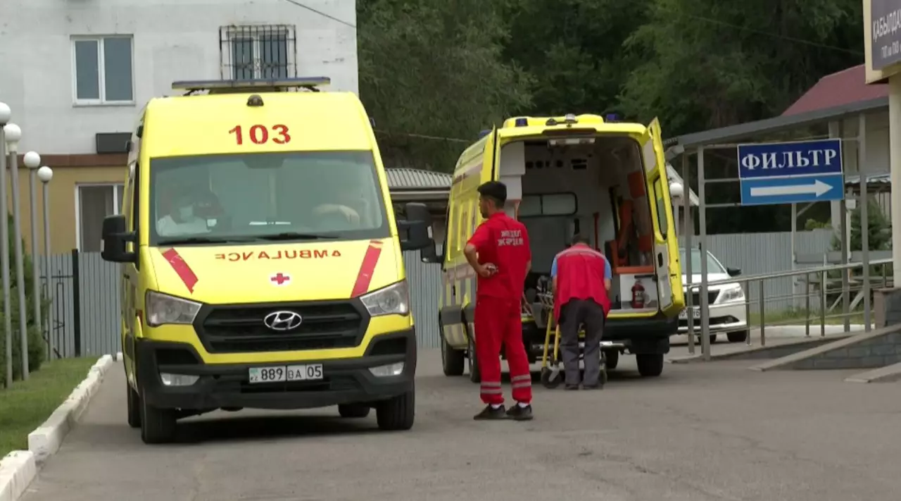 Алматы облысында астан уланған 36 адам ауруханаға түсті