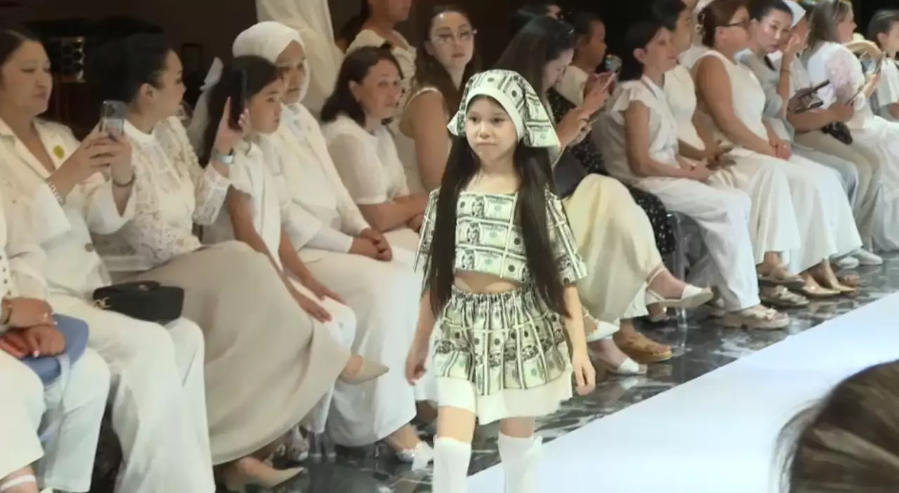 Астанада Unique Fashion Show сән кеші өтті