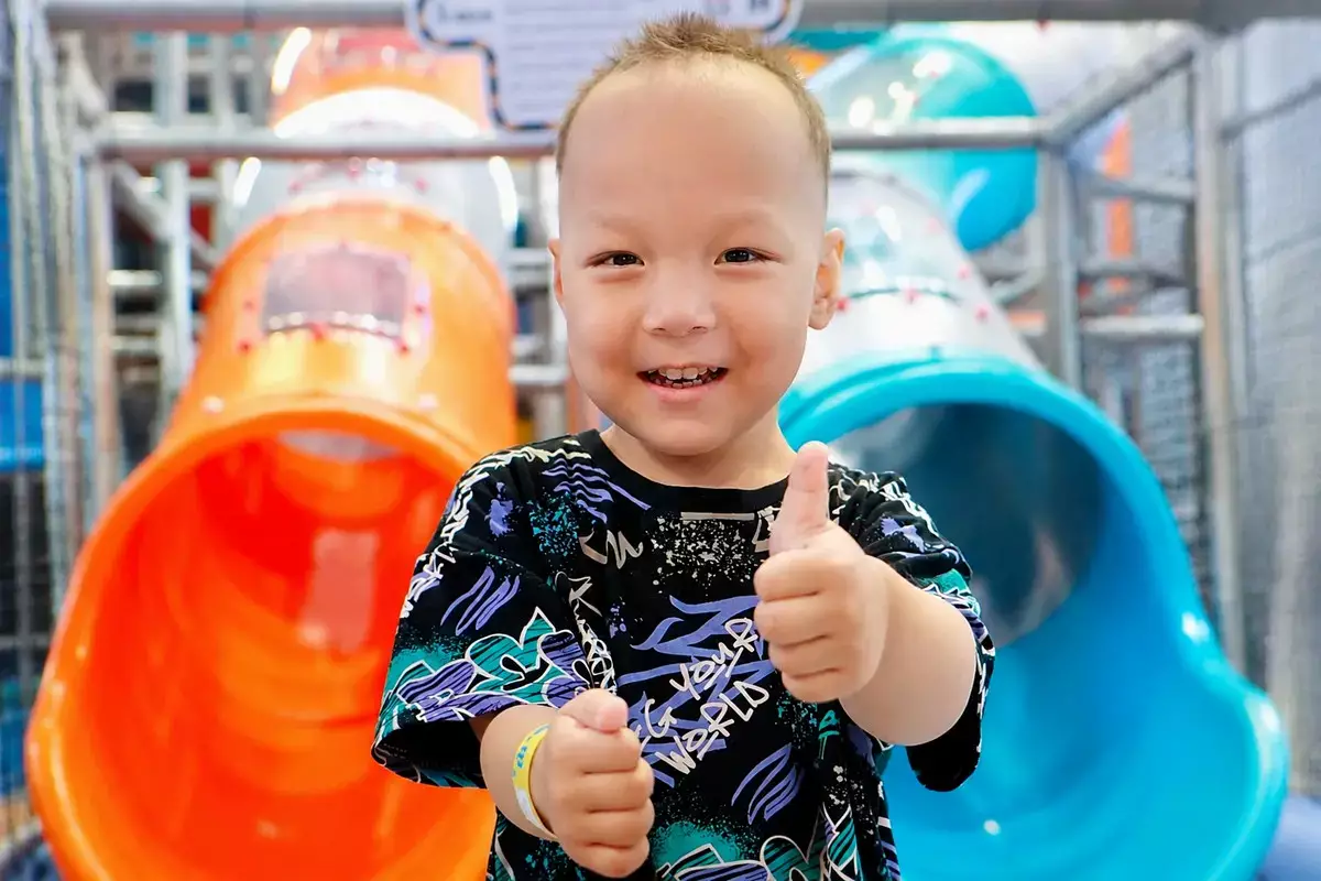Шанс стоимостью 1,5 млрд тенге: 4-летний Бакдаулет борется с редкой болезнью в Актау - новости на Lada.kz 17.06.2026