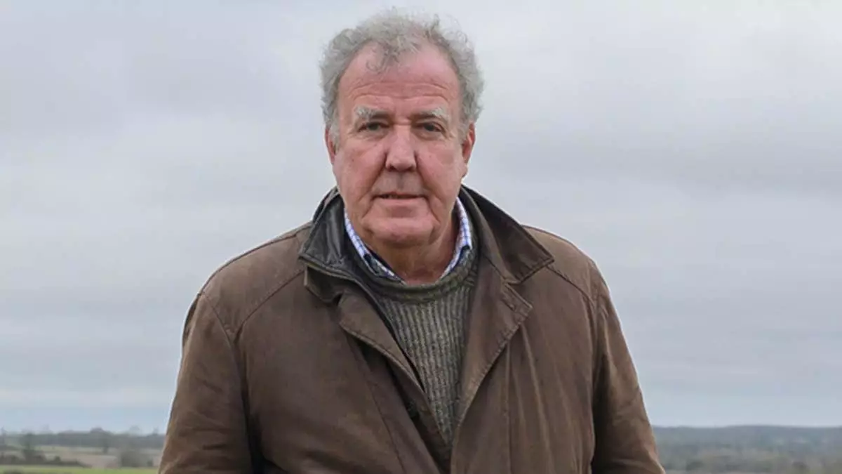 Звезда Top Gear Джереми Кларксон после проблем со здоровьем сообщил о диагностировании агрессивной формы рака.