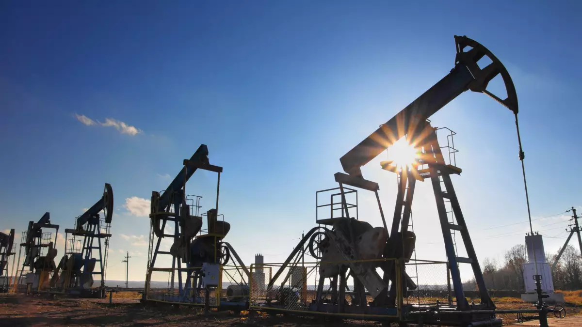 Мир между США и Ираном обрушил цены на нефть
