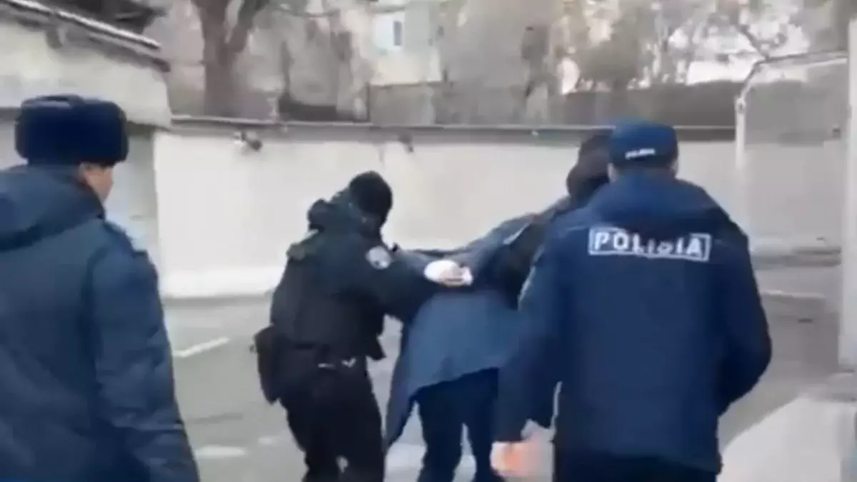 Нұрай Серікбайдың жақындары соттың тікелей эфирде көрсетілуін талап етіп отыр