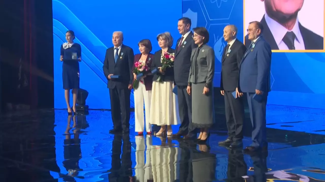 Астанада үздік медицина қызметкерлері марапатталды