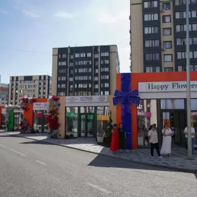 В Шымкенте накануне для города открыли дом культуры, аллею цветов и новый парк