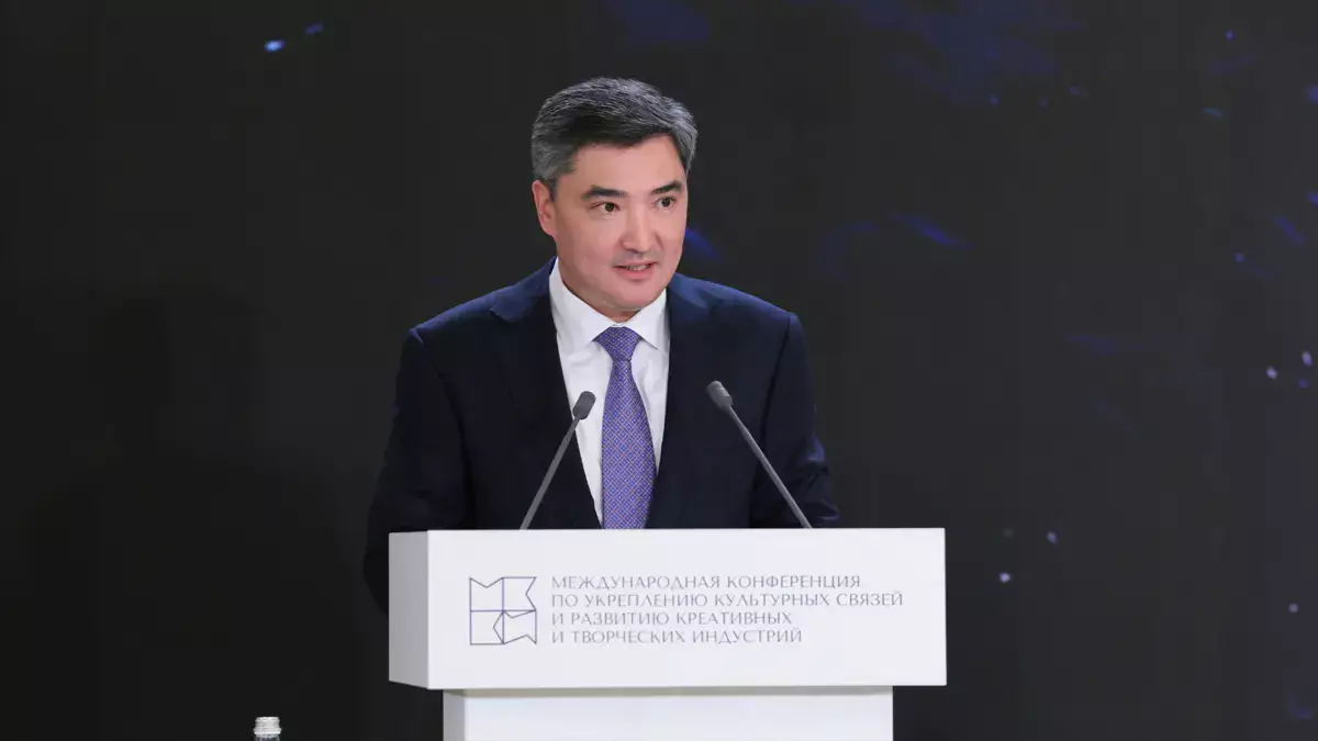 Наследие Великой Степи официально внесли в Конституцию РК: заявление Бектенова в Санкт-Петербурге - новости на Lada.kz 18.06.2026