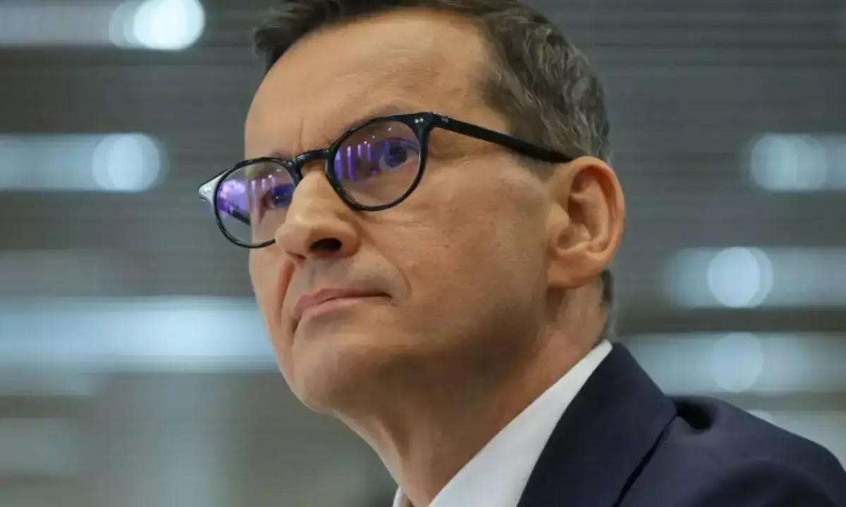 Экс-премьер Польши заявил, что Украина «ткнула пальцем в глаз» Варшаве - новости на Lada.kz 18.06.2026