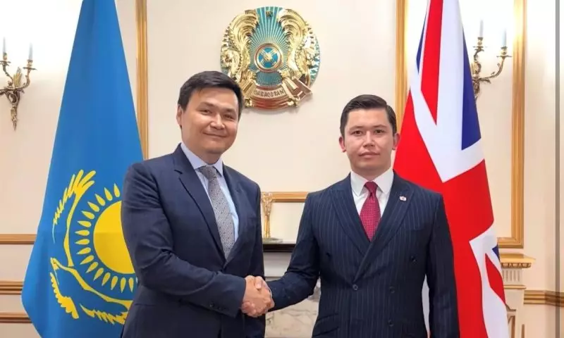 Казахстанец в британской политике получил поддержку посольства РК